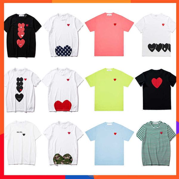 

2023play Fashion Mens T-shirts Designer Red Heart Shirt Casual Tshirt Cotton Embroidery Short Sleeve Summer T-shirt, Gray