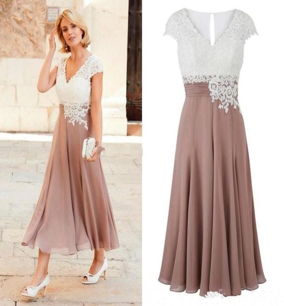 2020 formal plus size champagne mother of the bride dresses v neck white lace appliques beads cap sleeves tea length wedding guest6800260, Black;red
2020 formal plus size champagne mother of the bride dresses v neck white lace appliques beads cap sleeves tea length wedding guest6800260, Black;red