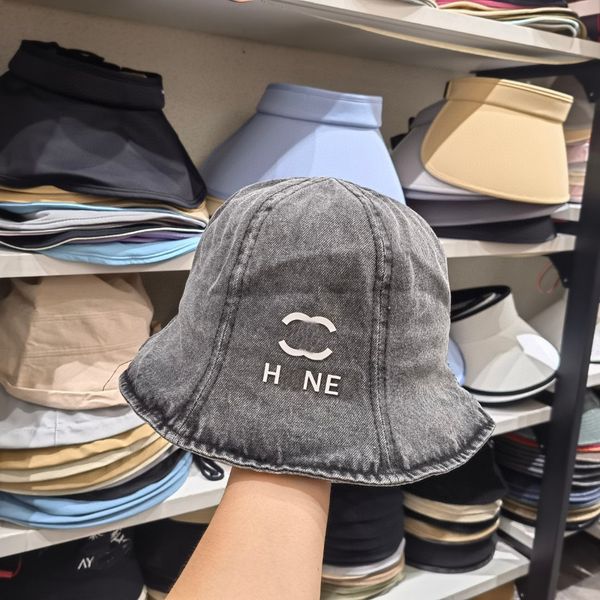 bucket fashion hat cap for women men baseball caps beanie casquettes fisherman wide brim hat patchwork canvas material autumn winter outdoor, Blue;gray
bucket fashion hat cap for women men baseball caps beanie casquettes fisherman wide brim hat patchwork canvas material autumn winter outdoor, Blue;gray