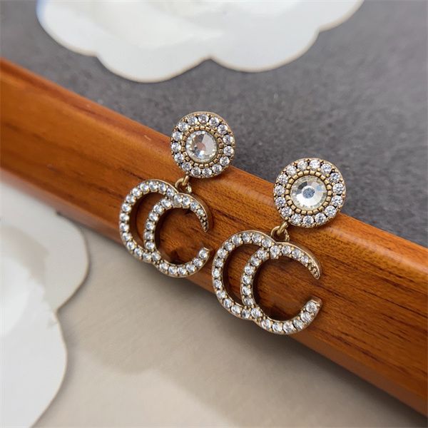 designer retro earring ggity stud earing luxury g logo earring women hoop jewelry woman's gifts crystal charm nsh3, Golden
designer retro earring ggity stud earing luxury g logo earring women hoop jewelry woman's gifts crystal charm nsh3, Golden