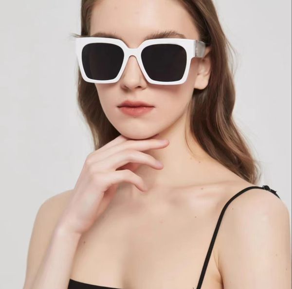 latest material sunglasses for men and women designers sunglasses, sunglasses, sunscreen, fashion glasses, personalized, cool, versatile box, White;black
latest material sunglasses for men and women designers sunglasses, sunglasses, sunscreen, fashion glasses, personalized, cool, versatile box, White;black