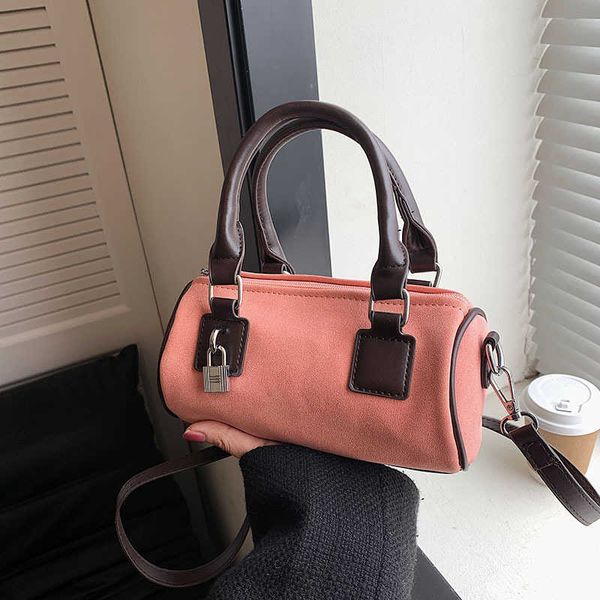 small handheld one shoulder bag for women's new cylinder crossbody bag fashionable boston pillow bag
small handheld one shoulder bag for women's new cylinder crossbody bag fashionable boston pillow bag