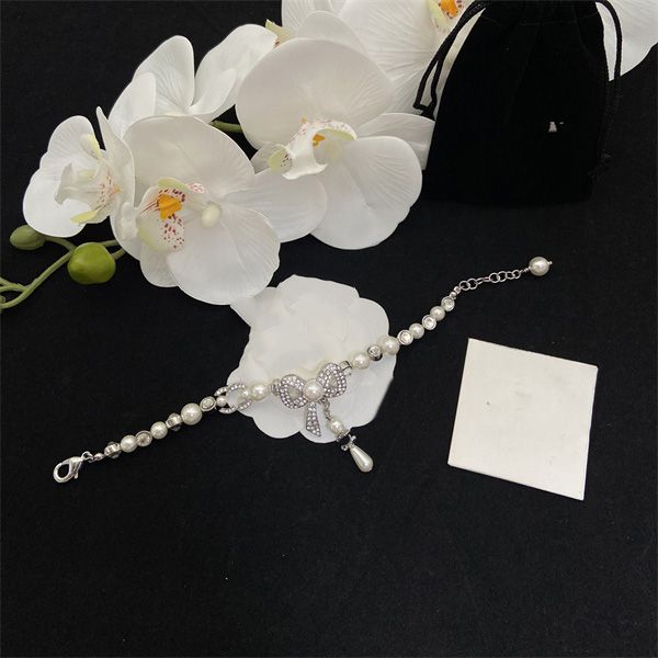 luxury charm bracelets designer for women classic jewelry letter ccity woman gold bracelets men's cuff bracelet 4990, Golden;silver
luxury charm bracelets designer for women classic jewelry letter ccity woman gold bracelets men's cuff bracelet 4990, Golden;silver