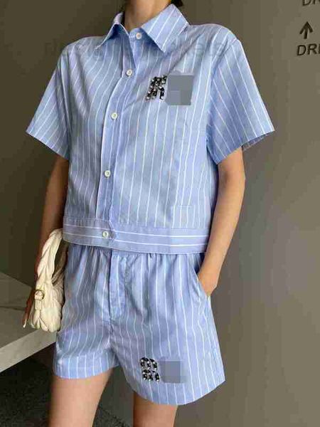women's two piece pants designer 23 summer letter studded diamond loose short shirt+blue striped shorts set casual versatile qakx, White
women's two piece pants designer 23 summer letter studded diamond loose short shirt+blue striped shorts set casual versatile qakx, White