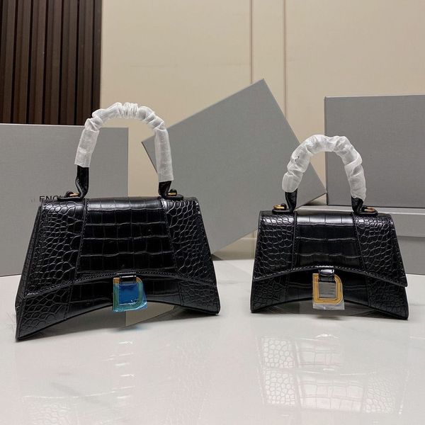 2023 lady shopping bags fashion handbags women totes shoulder cross body half moon genuine leather classic retro purse wallets
2023 lady shopping bags fashion handbags women totes shoulder cross body half moon genuine leather classic retro purse wallets
