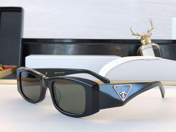 high end logo p sunglasses, male and female designers, front frame plate glasses, beach street p sunglasses, White;black
high end logo p sunglasses, male and female designers, front frame plate glasses, beach street p sunglasses, White;black