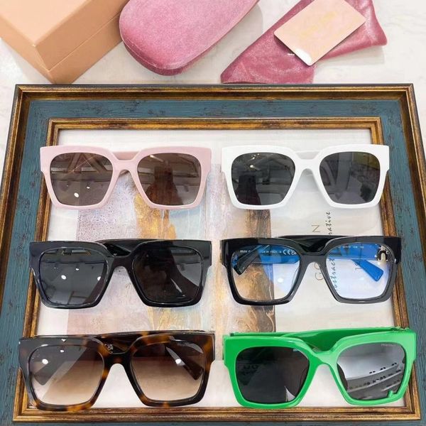 latest material sunglasses for men and women designers sunglasses, sunscreen, fashion glasses, personalized, cool, White;black
latest material sunglasses for men and women designers sunglasses, sunscreen, fashion glasses, personalized, cool, White;black