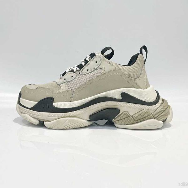 paris 17fw triple s walking shoe chaussures tripler sneakers for men women vintage dad old casual shoes sole white green black trainer
paris 17fw triple s walking shoe chaussures tripler sneakers for men women vintage dad old casual shoes sole white green black trainer