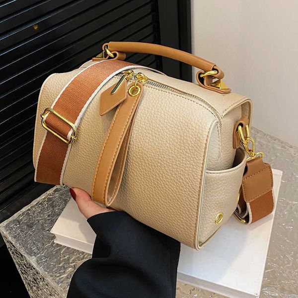 bag for women new summer versatile one shoulder crossbody bag with a popular texture portable pillow bag
bag for women new summer versatile one shoulder crossbody bag with a popular texture portable pillow bag