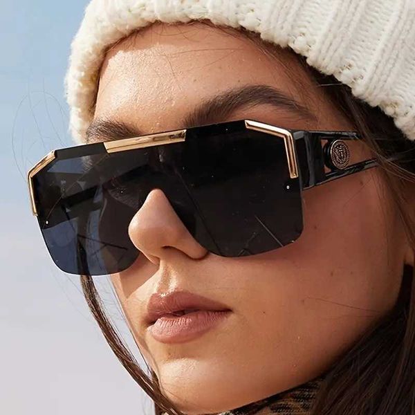 frames new lion head sunglasses trend large frame sunglasses female personality hollow out leg glasses, White;black
frames new lion head sunglasses trend large frame sunglasses female personality hollow out leg glasses, White;black