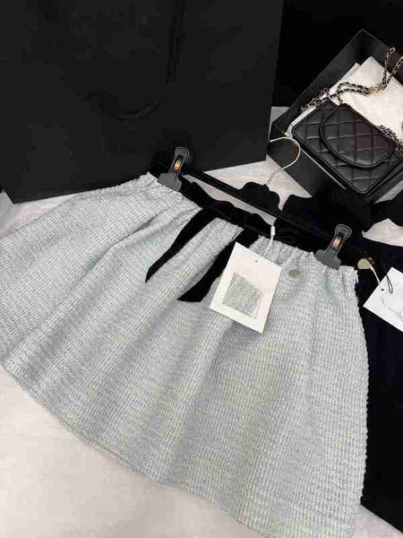 skirts designer 23 spring/summer age reducing style velvet bow splice high waist fluffy woven wool half skirt v9ya, Black
skirts designer 23 spring/summer age reducing style velvet bow splice high waist fluffy woven wool half skirt v9ya, Black