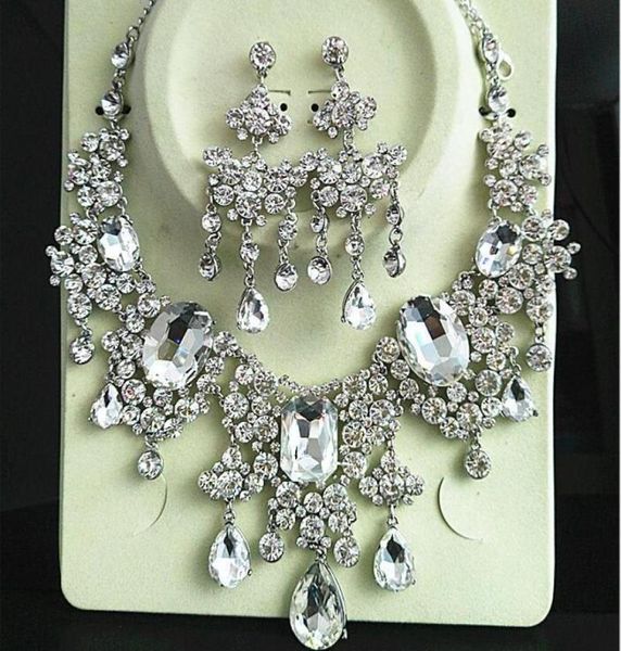 2pcsset crystals wedding bride jewelry accessaries set earring necklace crystal leaves design with faux pearls h5237398, White
2pcsset crystals wedding bride jewelry accessaries set earring necklace crystal leaves design with faux pearls h5237398, White