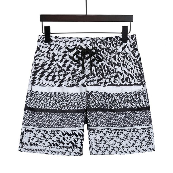 men's designer casual summer shorts street plaid printed beach tracksuit pants for men 9999, White;black
men's designer casual summer shorts street plaid printed beach tracksuit pants for men 9999, White;black