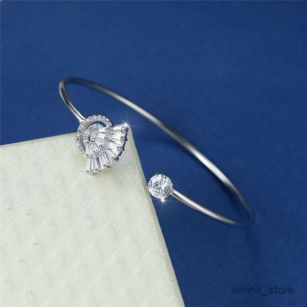 charm bracelets trendy female white bracelet cute silver color adjustable bracelets for women charm chain bracelet r230701, Golden;silver
charm bracelets trendy female white bracelet cute silver color adjustable bracelets for women charm chain bracelet r230701, Golden;silver