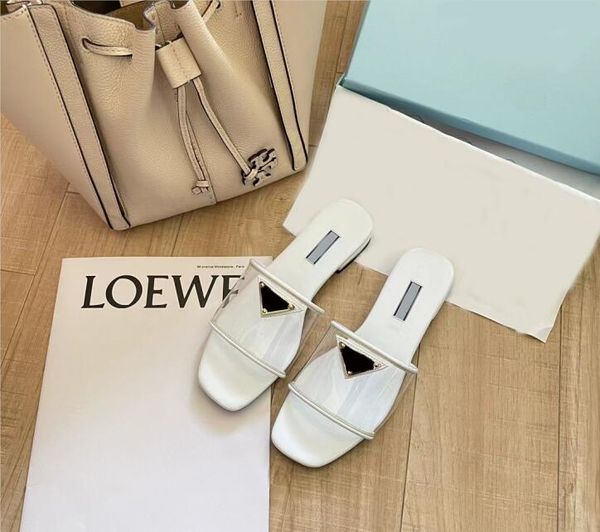 summer 2023 new transparent rubber slippers for women outerwear square headed flat heel one line drag lacquer leather sandals 36----42, Black
summer 2023 new transparent rubber slippers for women outerwear square headed flat heel one line drag lacquer leather sandals 36----42, Black