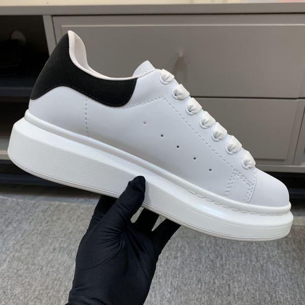 designer thick bottom sneakers shoes fashion genuine leather lace-up casual flats comfortable men women walking shoes 35-44, Black
designer thick bottom sneakers shoes fashion genuine leather lace-up casual flats comfortable men women walking shoes 35-44, Black