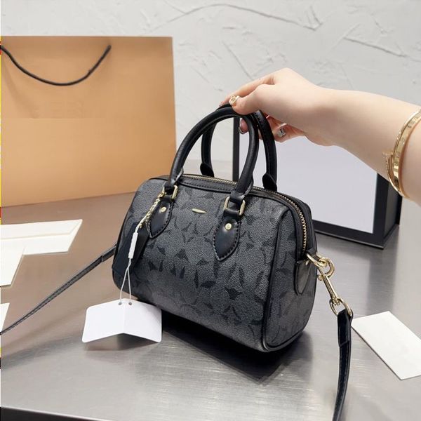 evening bags bag handbag luxury versatile women bags bag bags mini luxurys rowan fashionable womens classic purses crossbody designer 
evening bags bag handbag luxury versatile women bags bag bags mini luxurys rowan fashionable womens classic purses crossbody designer