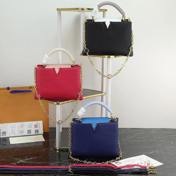 new 2023 fashion classic bag handbag women leather handbags vintage clutch tote shoulder embossing messenger bagsa
new 2023 fashion classic bag handbag women leather handbags vintage clutch tote shoulder embossing messenger bagsa