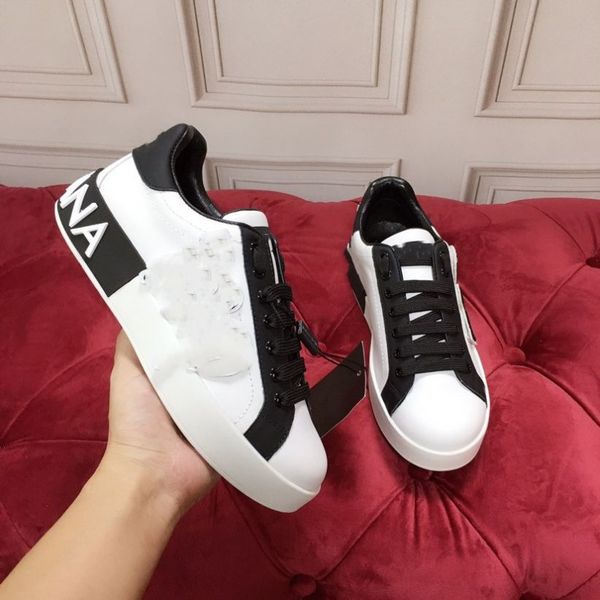 2023 men women sneaker casual shoes snake chaussures leather sneakers stripes shoe walking sports trainers add0459, Red;white
2023 men women sneaker casual shoes snake chaussures leather sneakers stripes shoe walking sports trainers add0459, Red;white