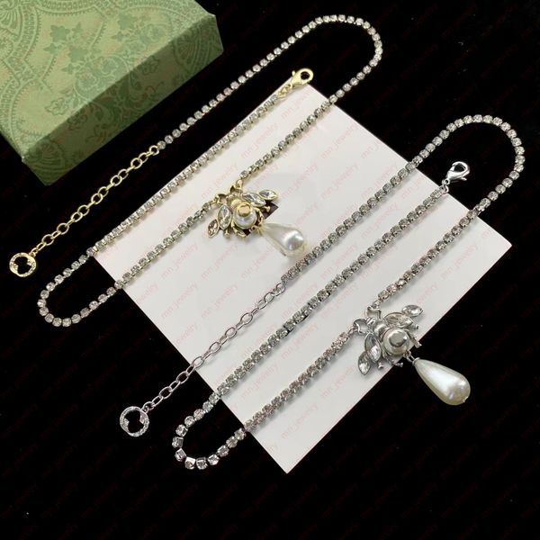 women's pretty pearl bee luxury pendant necklace. valentine's day wedding bridal gifts, high-end designer necklaces. brand designe, Silver
women's pretty pearl bee luxury pendant necklace. valentine's day wedding bridal gifts, high-end designer necklaces. brand designe, Silver
