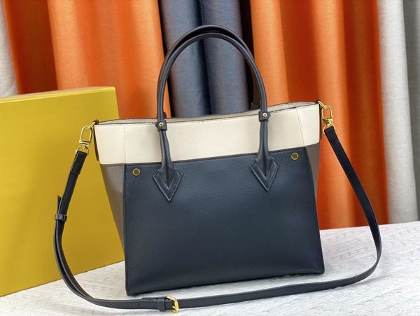 luxurys designer tote bag womens on my side handbags 53823 shoulder bags quality leather flowers letters crossbody ladies fashion evening ma
luxurys designer tote bag womens on my side handbags 53823 shoulder bags quality leather flowers letters crossbody ladies fashion evening ma