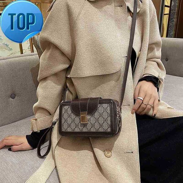 factory direct sale 2023 new girl box korean version versatile buckle msenger fashion g family small square bag designer
factory direct sale 2023 new girl box korean version versatile buckle msenger fashion g family small square bag designer