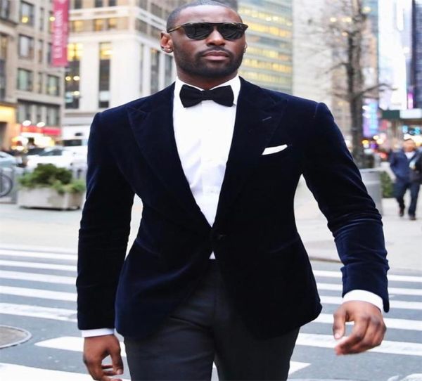 noble men suit handsome velvet wedding tuxedos formal one button man jacket modern design peaked lapel blazer business coat6034032, Black;gray
noble men suit handsome velvet wedding tuxedos formal one button man jacket modern design peaked lapel blazer business coat6034032, Black;gray
