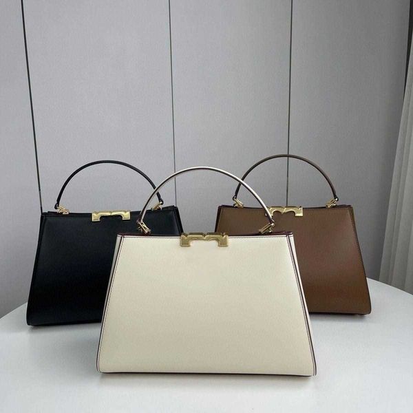 women's designer bags tb cattle eleanor princess bag big gold brick tote bao gong wen one shoulder crossbody large capacity handheld me
women's designer bags tb cattle eleanor princess bag big gold brick tote bao gong wen one shoulder crossbody large capacity handheld me