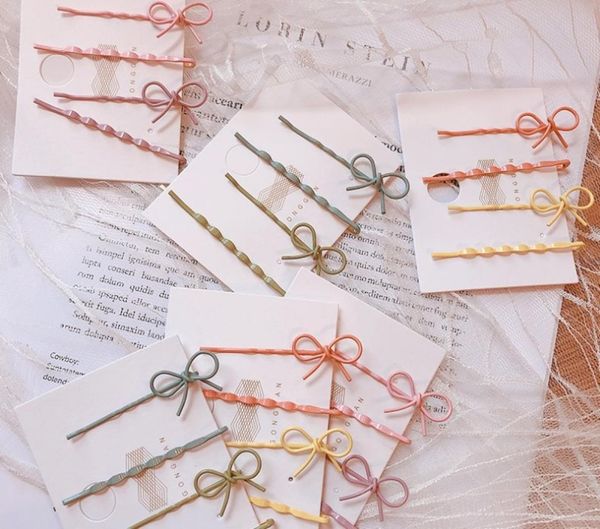 4pcsset korea simple girl frosted hairpin candy color cross side clip word clip hair clamp bow hair clip for women hair2059911, Black;brown
4pcsset korea simple girl frosted hairpin candy color cross side clip word clip hair clamp bow hair clip for women hair2059911, Black;brown