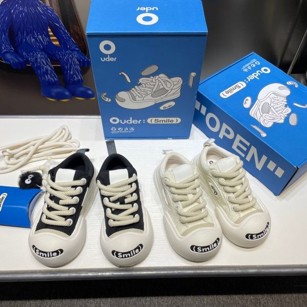 ugly cute shoes for men women couple models thick bottom increase niche brand lace up canvas casual smiley big head strange new fashion, Black;white
ugly cute shoes for men women couple models thick bottom increase niche brand lace up canvas casual smiley big head strange new fashion, Black;white