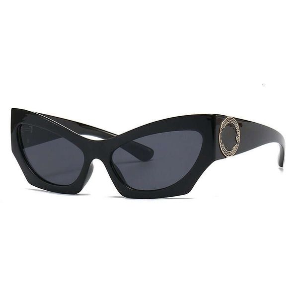 2023 new designer sunglasses modern cat's eye sunglasses for men ins street p sunglasses for women 2308, White;black
2023 new designer sunglasses modern cat's eye sunglasses for men ins street p sunglasses for women 2308, White;black