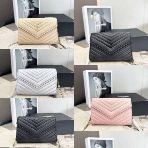 fashion female luxurys designer shoulder bag handbag leather messenger bag classic shoulder chain bag purse trend flip messenger bag fashion
fashion female luxurys designer shoulder bag handbag leather messenger bag classic shoulder chain bag purse trend flip messenger bag fashion