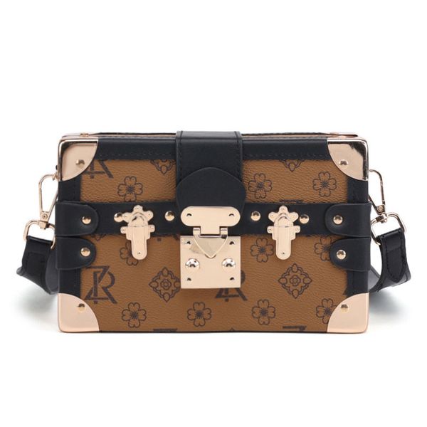 5a crossbody bags luxurious mini 20cm fashion shoulder designers women handbags lambs leather clutch with badge gold
5a crossbody bags luxurious mini 20cm fashion shoulder designers women handbags lambs leather clutch with badge gold