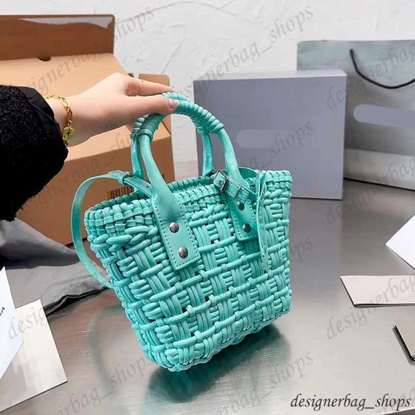 designer bags beach waterproof bags beach bags woven bags the tote bags ladies summer handbag vegetable basket hollow design large capacity
designer bags beach waterproof bags beach bags woven bags the tote bags ladies summer handbag vegetable basket hollow design large capacity