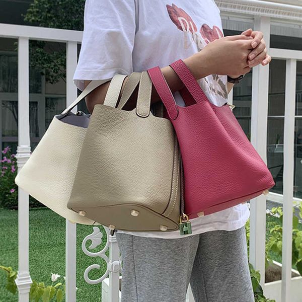 designer picotin lock bags genuine leather women's bag layer cowhide bucket large capacity lychee patterned portable vegetable basket c
designer picotin lock bags genuine leather women's bag layer cowhide bucket large capacity lychee patterned portable vegetable basket c