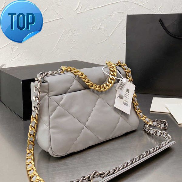 women's brand designers shoulder bags leather classic clamshell crossbody bag fashion portable double chain interwoven tote bag factory
women's brand designers shoulder bags leather classic clamshell crossbody bag fashion portable double chain interwoven tote bag factory