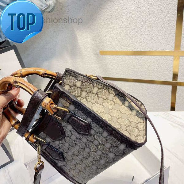 designer bags 2023 digner women's leather crossbody bag jumbo printed diana mini tote s hardware bamboo handl female shoulder beach sho
designer bags 2023 digner women's leather crossbody bag jumbo printed diana mini tote s hardware bamboo handl female shoulder beach sho