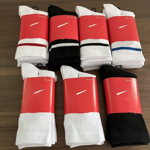 23ss designer thin comfort letter print ptint socks white black and stripe transparent men's and women's long sports socks 3pairs/
23ss designer thin comfort letter print ptint socks white black and stripe transparent men's and women's long sports socks 3pairs/