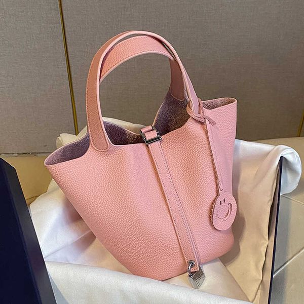 designer picotin lock bags genuine leather vegetable basket women's bag versatile water bucket handle 2023 new small and high end capac
designer picotin lock bags genuine leather vegetable basket women's bag versatile water bucket handle 2023 new small and high end capac