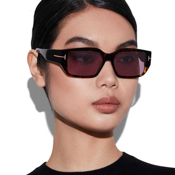 sunglasses luxury fashion outdoor designer summer women tom classical polarized ford new box female trendy t-shaped small frame male, White;black
sunglasses luxury fashion outdoor designer summer women tom classical polarized ford new box female trendy t-shaped small frame male, White;black
