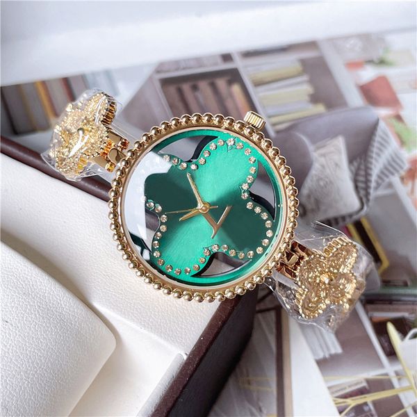 fashion watches women crystal flower big letters style luxury metal steel band quartz watch, Slivery;brown
fashion watches women crystal flower big letters style luxury metal steel band quartz watch, Slivery;brown