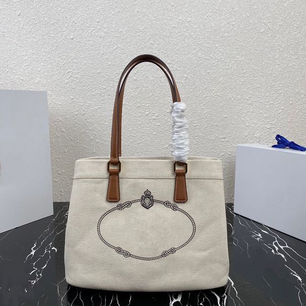 2023 new women's canvas bag high-end quality shoulder bag simple and generous design sense of large capacity inside zipper grid layer h
2023 new women's canvas bag high-end quality shoulder bag simple and generous design sense of large capacity inside zipper grid layer h