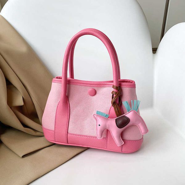bag women's summer new single shoulder bag splicing contrast canvas handbag large capacity commuter bucket bag
bag women's summer new single shoulder bag splicing contrast canvas handbag large capacity commuter bucket bag