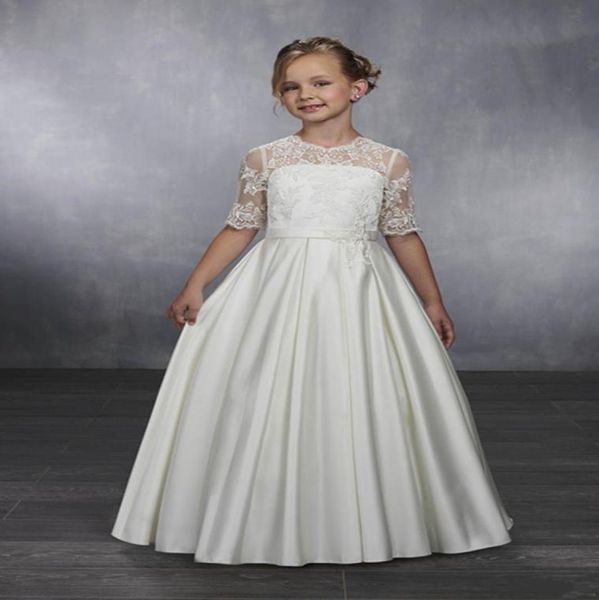 classic flower girl dress with lace buttons half sleeves customized for princess girls pageant gowns custom made2006878, White;blue
classic flower girl dress with lace buttons half sleeves customized for princess girls pageant gowns custom made2006878, White;blue