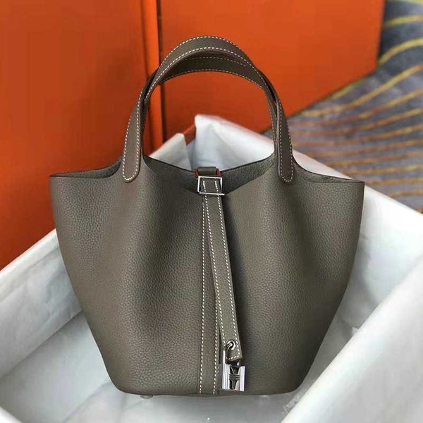 designer picotin lock bags cordio litchi grain vegetable basket bag tc layer cow leather bucket large capacity women's h family handbag
designer picotin lock bags cordio litchi grain vegetable basket bag tc layer cow leather bucket large capacity women's h family handbag