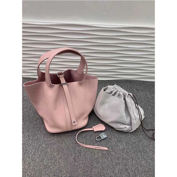 designer picotin lock bags vegetable basket bag women's bucket layer cow leather handbag 2023 new fashion versatile large-capacity
designer picotin lock bags vegetable basket bag women's bucket layer cow leather handbag 2023 new fashion versatile large-capacity