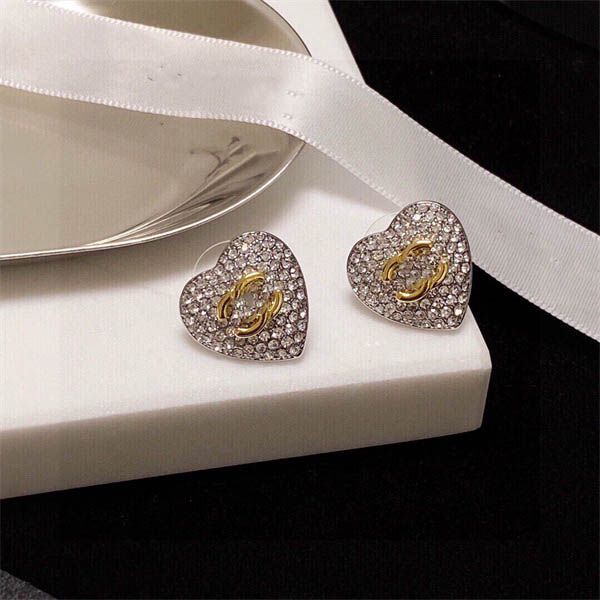 20 style luxury letter heart-shaped c earring designer ccity stud earing women party pearl gold earrings woman accessories 688, Golden;silver
20 style luxury letter heart-shaped c earring designer ccity stud earing women party pearl gold earrings woman accessories 688, Golden;silver