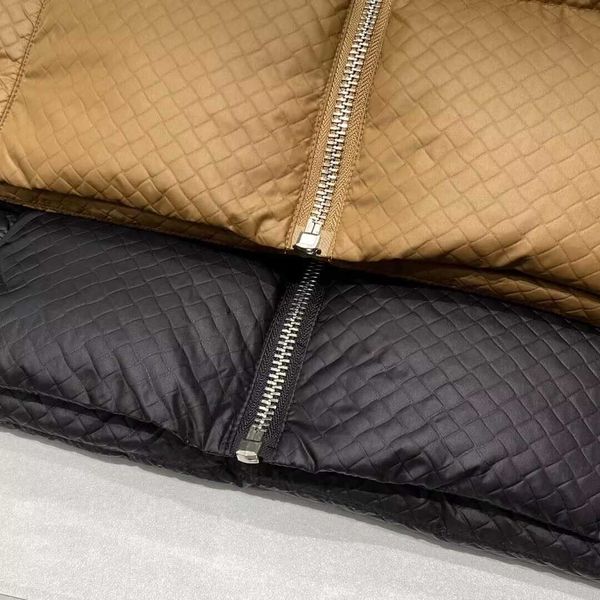 winter men's down zipper open and close hooded coat, ribbed knit cuffs, large velvet, delicate and soft, light and warm without bondage, Black
winter men's down zipper open and close hooded coat, ribbed knit cuffs, large velvet, delicate and soft, light and warm without bondage, Black