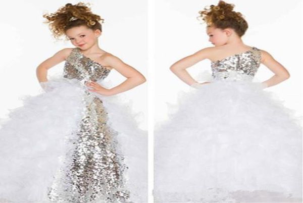 sparkling sequined one shoulder little girls pageant dresses with ruffles organza overskirt long prom formal gowns4040787, White;red
sparkling sequined one shoulder little girls pageant dresses with ruffles organza overskirt long prom formal gowns4040787, White;red