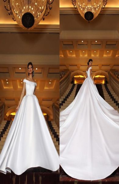 2020 new gorgeous arabic wedding dresses long train off the shoulder lace appliques satin plus size bridal gowns2016487, White
2020 new gorgeous arabic wedding dresses long train off the shoulder lace appliques satin plus size bridal gowns2016487, White